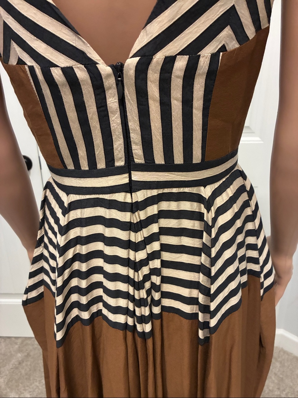 ANTONIO MELANI Black and Brown Striped V-Neck Maxi Dress - Picture 5 of 11
